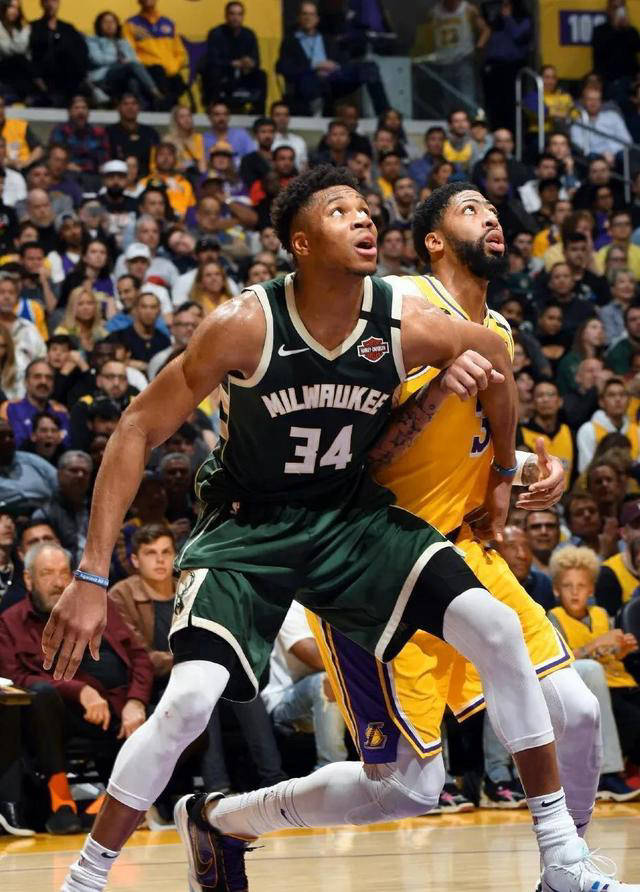 包含尼日利亚男篮险胜湖人,字母哥一己之力扛起全队的词条 包含尼日利亚男篮险胜湖人,字母哥一己之力扛起全队的词条