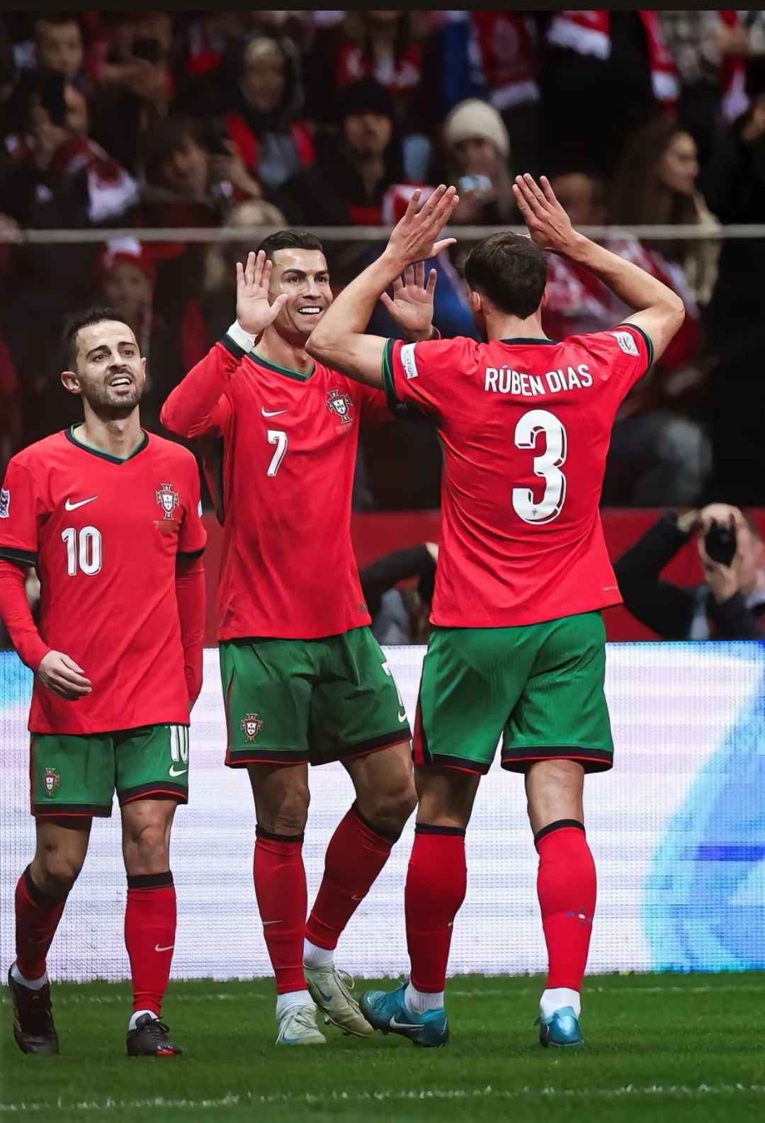 关于波兰在欧预赛中取得连胜,跻身强的信息 关于波兰在欧预赛中取得连胜,跻身强的信息