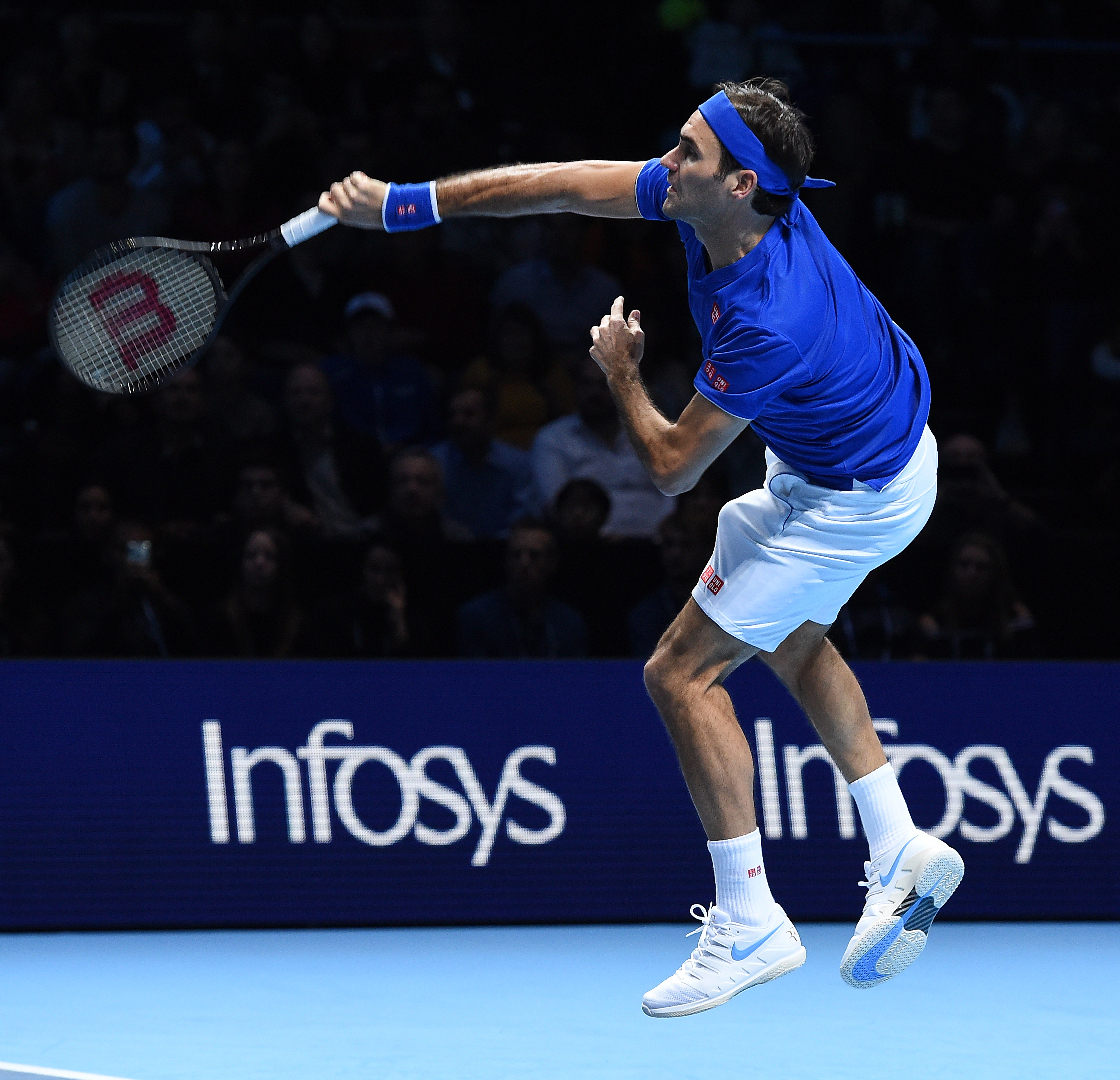 德国网球队力克意大利网球队，费德勒惊艳世界