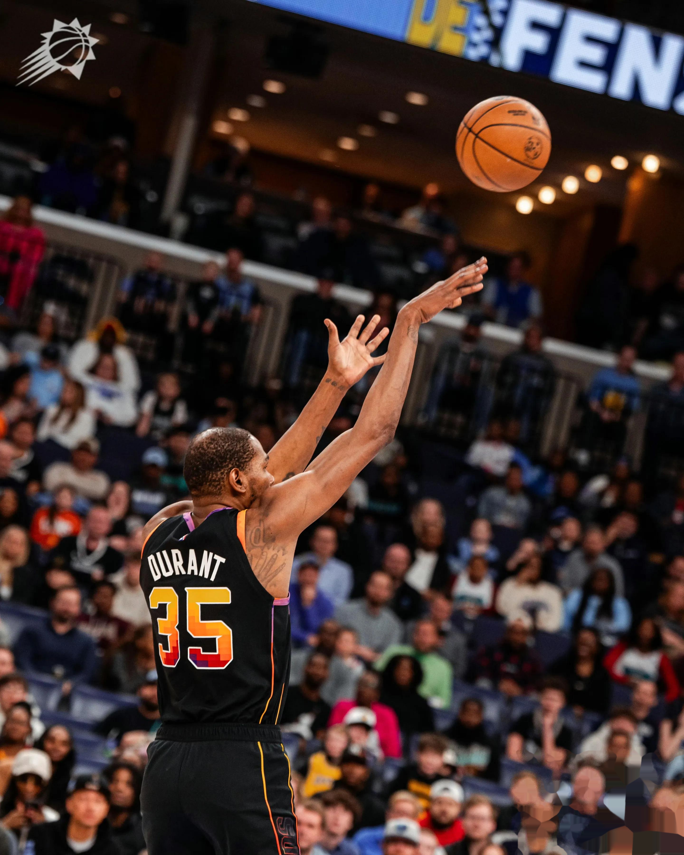 美国男篮翻盘爵士,杜兰特爆发神勇 美国男篮翻盘爵士,杜兰特爆发神勇