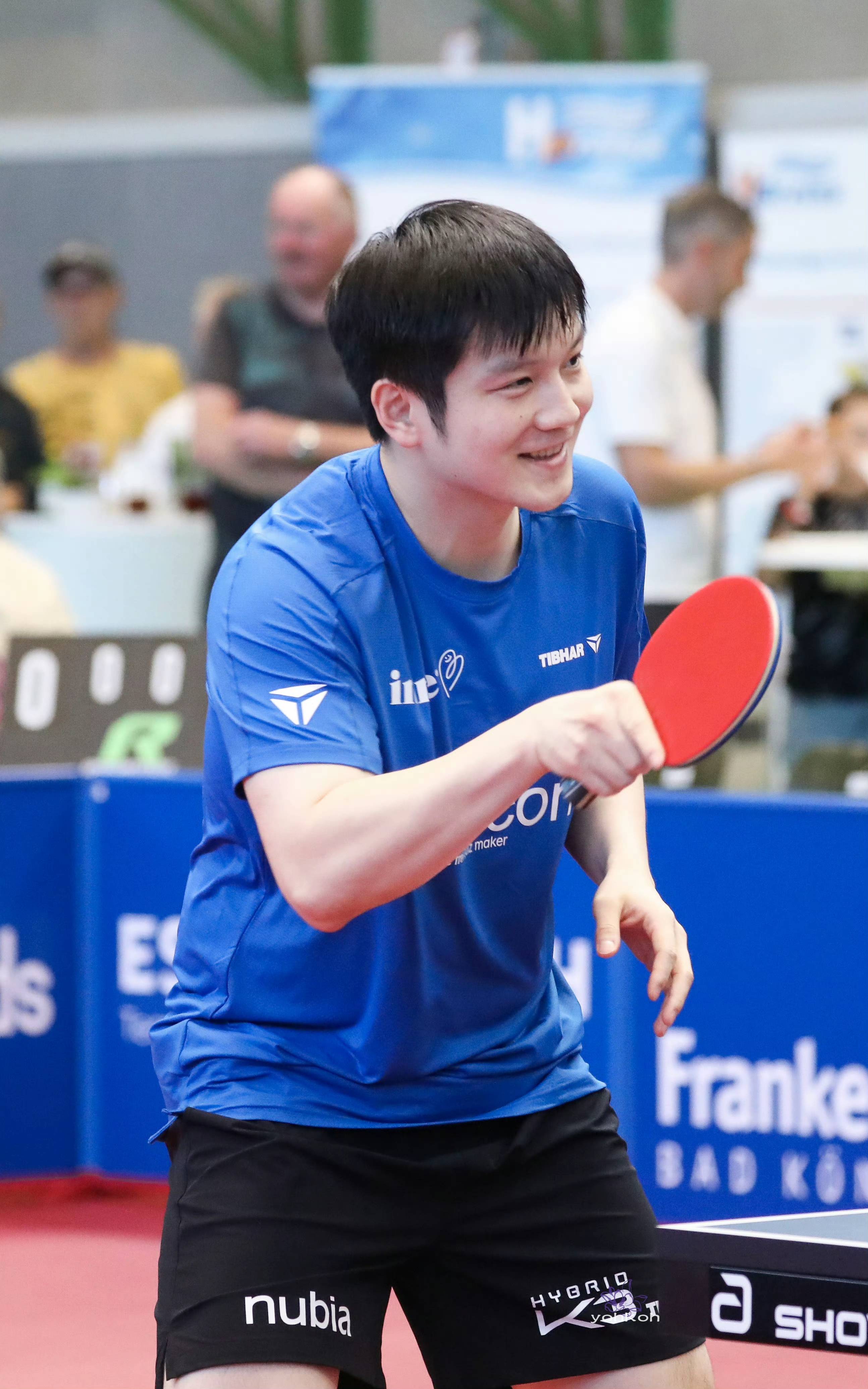 日本乒乓球队力克英国乒乓球队,樊振东绝境逆转 日本乒乓球队力克英国乒乓球队,樊振东绝境逆转