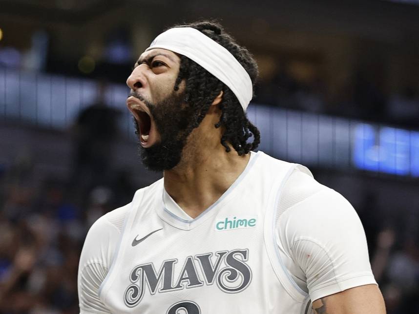 美国男篮横扫篮网B队，浓眉打破历史纪录的简单介绍