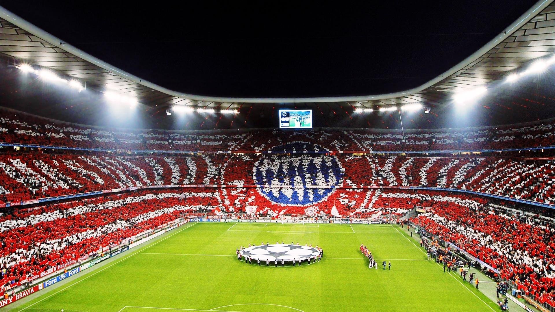蓝衣军团的叹息,库尔图瓦的指尖,划破意大利2026世界杯的童话之夜